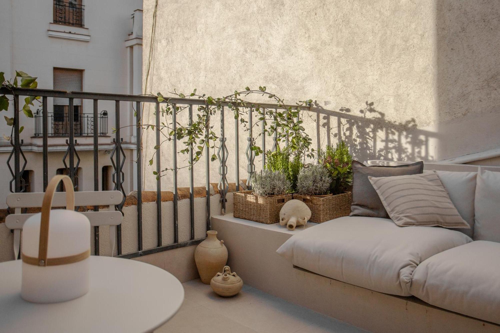 Seissta Madrid Centro "Remodelado" Aparthotel Exterior photo